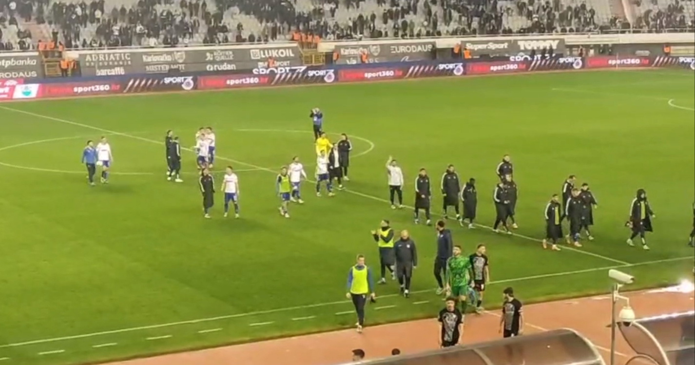 VIDEO Navijači na Poljudu ispratili igrače Vukovara pjesmom i pljeskom