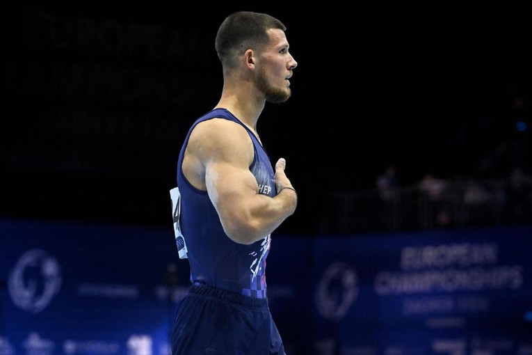 Kovtun nakon zlata na ručama ostao bez medalje na preči