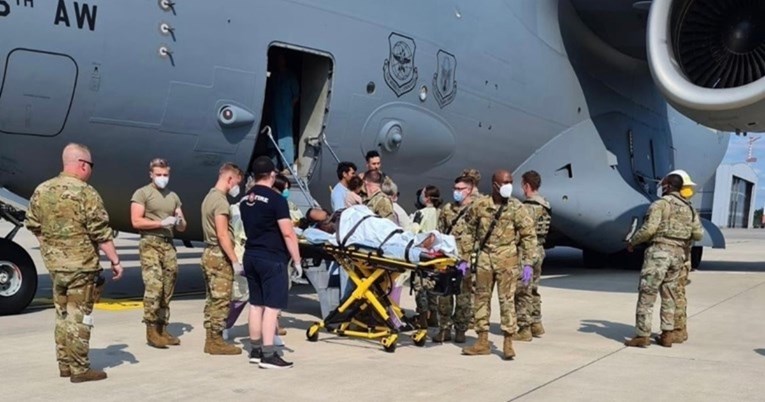 Beba rođena na evakuacijskom letu iz Afganistana dobila ime po američkom avionu