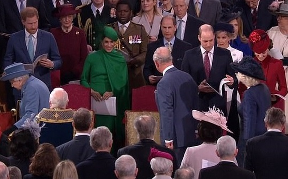Britance iznenadilo što je Meghan napravila kad je vidjela princa Charlesa