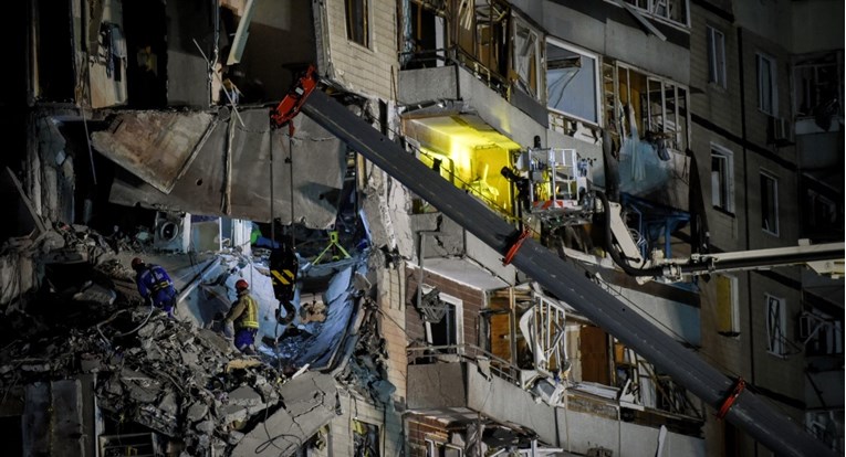 Zelenski nakon napada na zgradu u Dnjepru poslao poruku Rusima