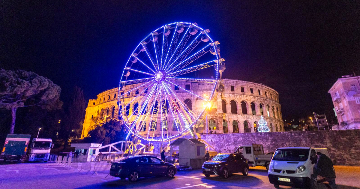 Kod pulske Arene postavljen veliki panoramski kotač