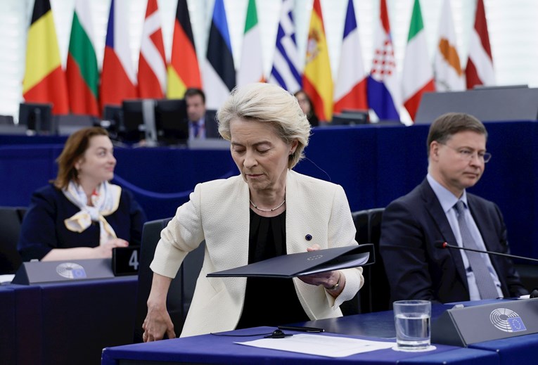 Europska komisija želi uvesti digitalni porez kako bi otplatila pandemijski kredit