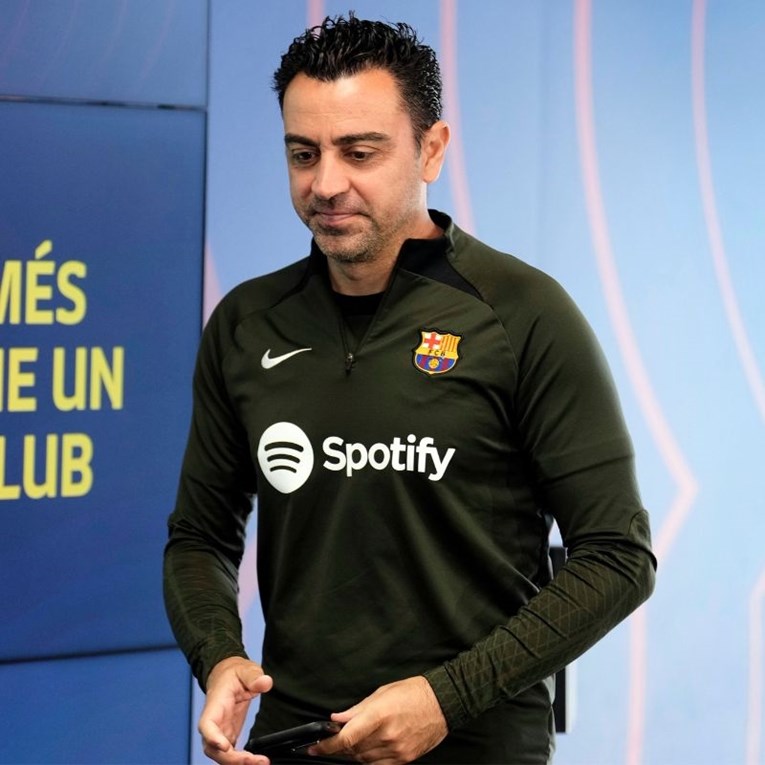 Xavi ima novi posao?