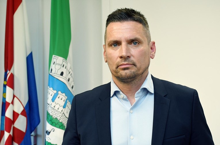 Javio se HDZ i potvrdio da je njihov novi gradonačelnik sam sebi dao brutalnu plaću