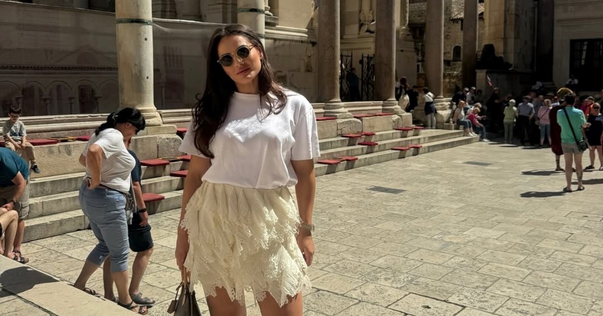 Barbara Matić pokazala kako su joj prijatelji preuredili ploču s imenom u Splitu