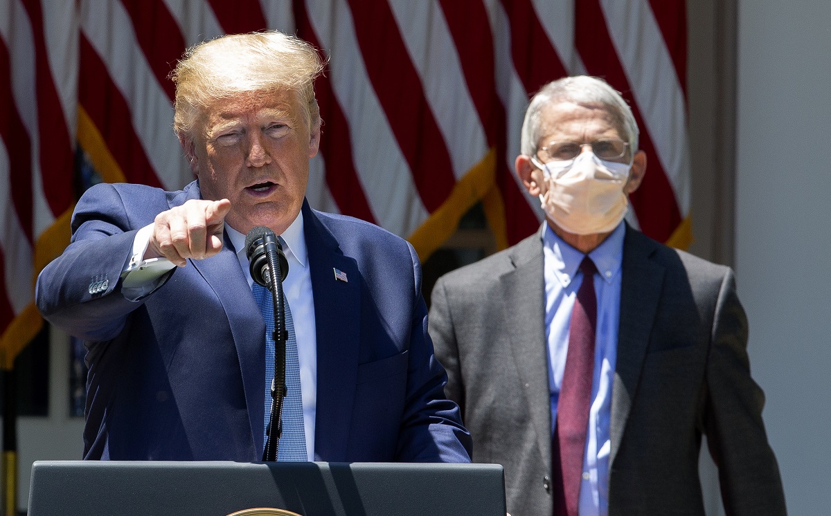 Trump na Twitteru žestoko napada medicinske stručnjake zbog koronavirusa