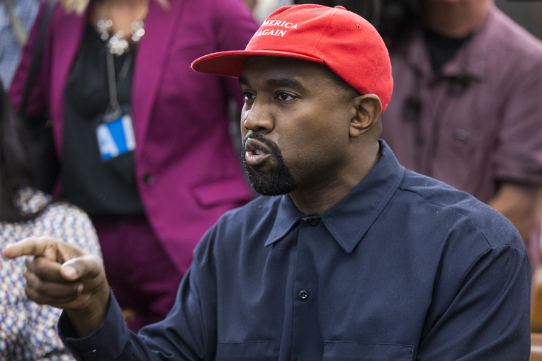 Kremlj odbacio mogućnost Putinova susreta s Kanye Westom
