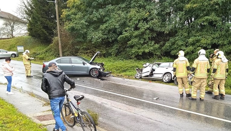 Frontalni sudar u Bjelovaru. Dvoje ozlijeđenih