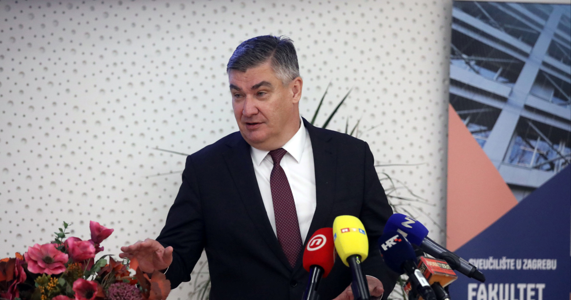 Milanović: Zbunjen sam onim što se događa. Čudna su, olovna vremena