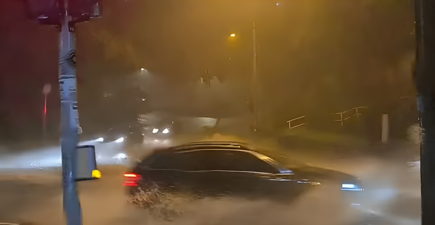 VIDEO Golema količina kiše pala u Rijeci, ulice su poplavljene