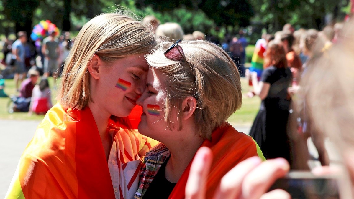 Latvija legalizirala gej partnerstva