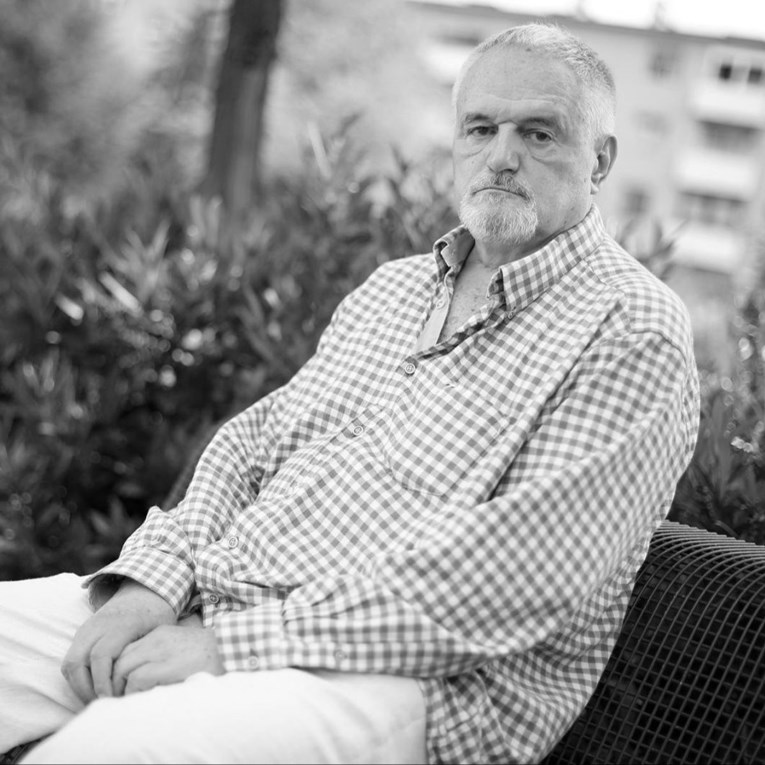 Preminuo radijski voditelj Pjer Vukelić