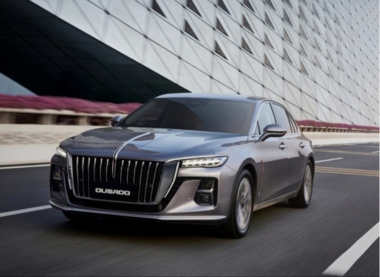 Poljska strahuje od špijunaže, želi kineske aute maknuti iz vojnih zona