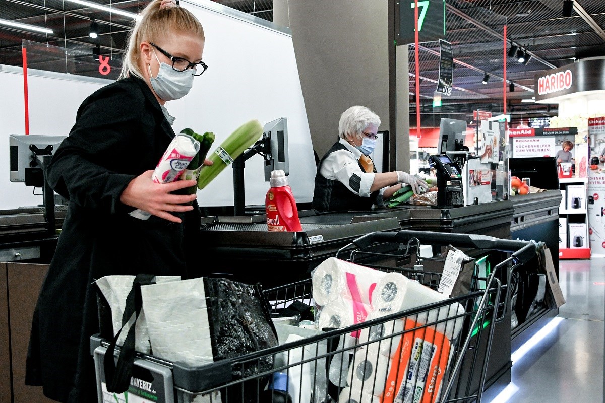 Promet u njemačkoj maloprodaji neočekivano je pao u srpnju