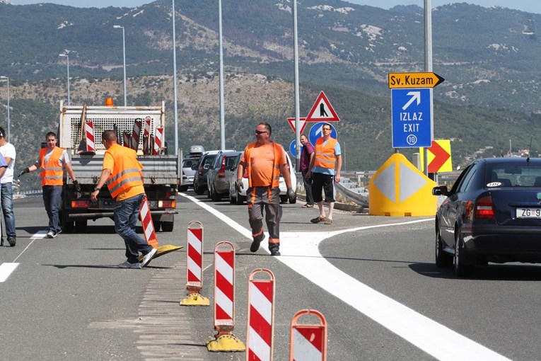 Slovenski motociklist poginuo na izlazu s autoceste kod Bakra