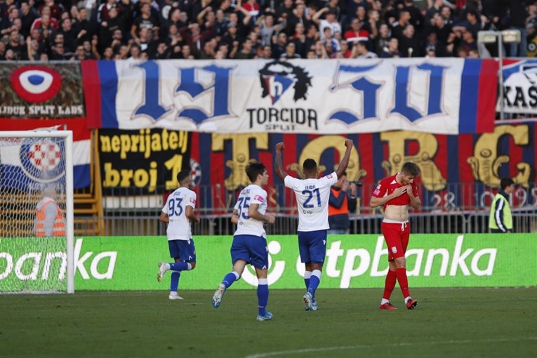 HAJDUK - OSIJEK 3:2 Pet golova i bizarni crveni karton junaka Hajduka u derbiju