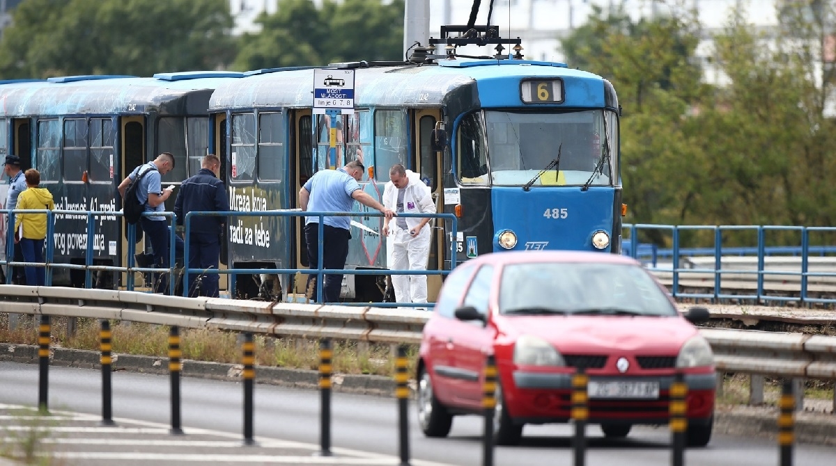 Doznajemo: Tijelo nađeno u tramvaju ima ubodnu ranu