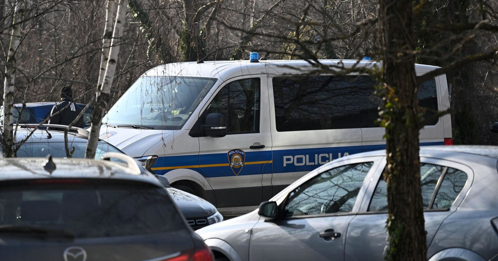 U Varaždinu pokušao zadaviti članicu obitelji, godinama zlostavljao i četvero djece