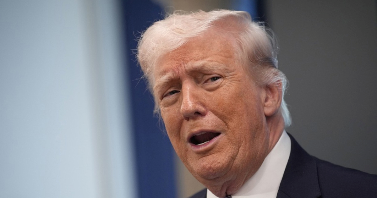 Trump: Iran ne smije naplaćivati prolaz tankerima kroz Hormuški tjesnac