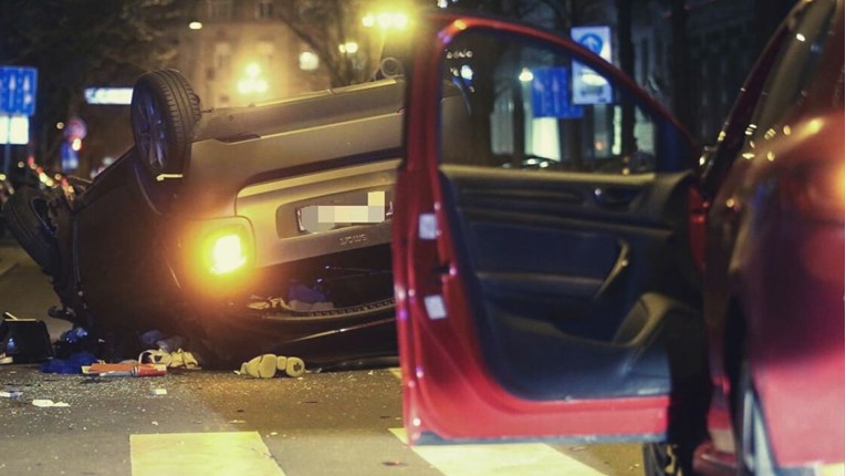 Sudar dva auta u zagrebačkoj Dubravi, ozlijeđene dvije osobe