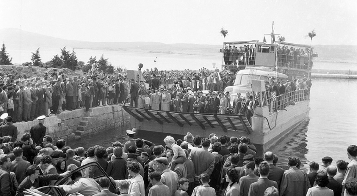 Prije 65 godina zaplovio prvi trajekt u Hrvatskoj, legendarna drvena Bodulka
