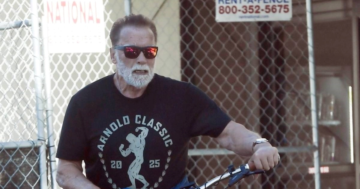 Schwarzenegger snimljen u javnosti prvi put nakon što mu je policija pretražila vilu