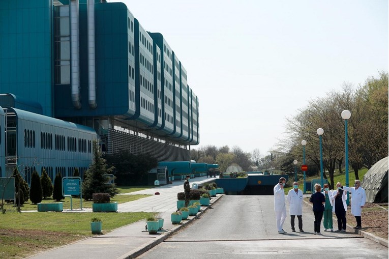 Veledrogerije tvrde da od ponedjeljka obustavljaju isporuku lijekova bolnicama