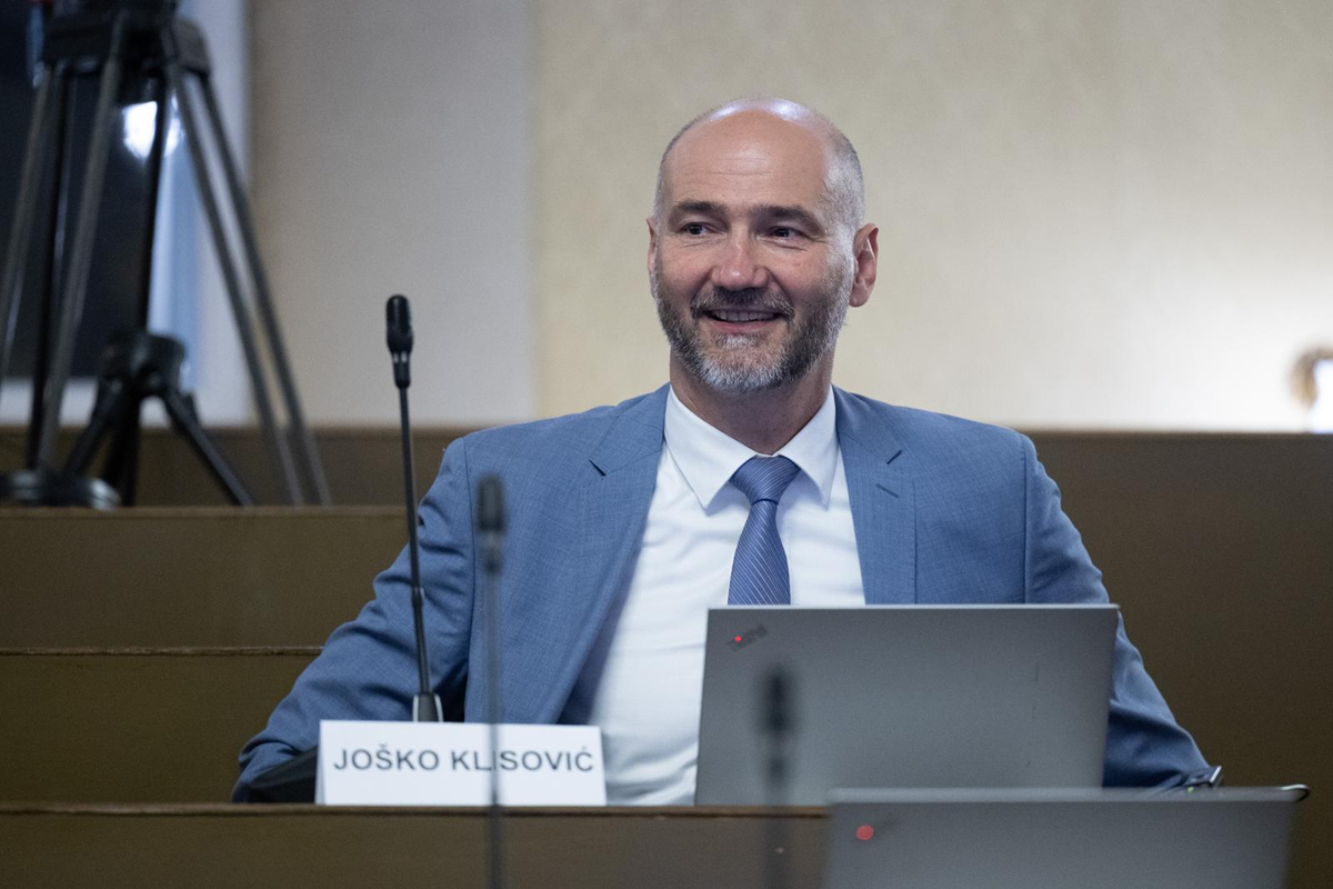 SDP-ov Klisović: Lokalni političari trebaju sudjelovati u vanjskoj politici EU
