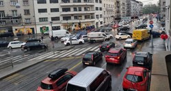 Ne rade semafori na križanju Šubićeve i Zvonimirove ulice u Zagrebu, nastale kolone