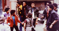 Kultna jakna Michaela Jacksona na dražbi