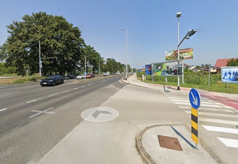 Sudarili se auto i moped u Novom Zagrebu, jedna osoba ozlijeđena. Traže se svjedoci