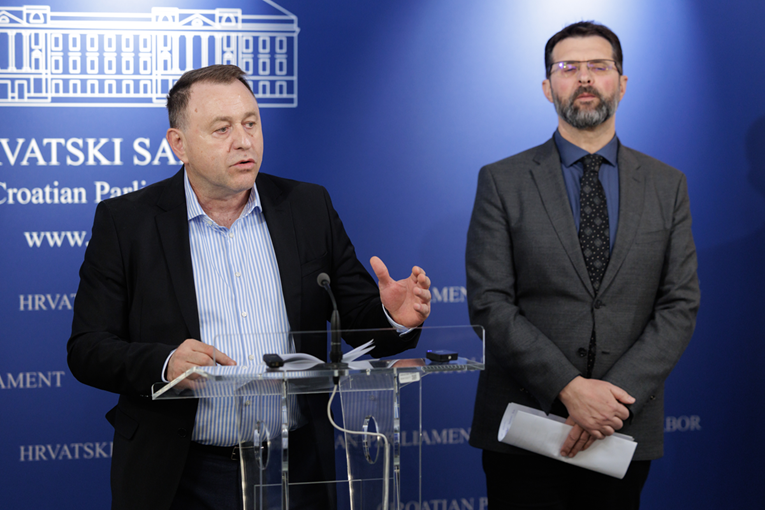 HDZ-ovac Deur: Ekipa iz Možemo radi kaos među hrvatskim braniteljima