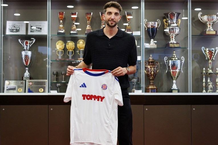 Marca: Edgar Gonzalez neće otići iz Hajduka dok ne nađe novi klub