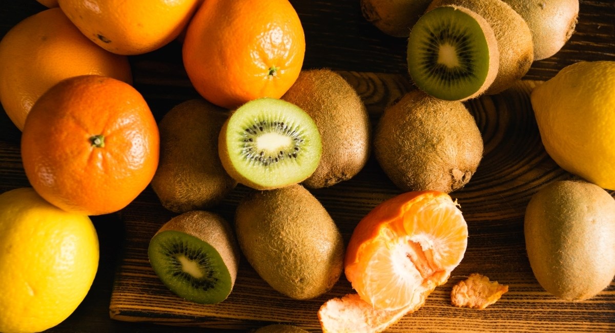 Ima dva puta više vitamina od limuna i naranče, a kora mu je jestiva