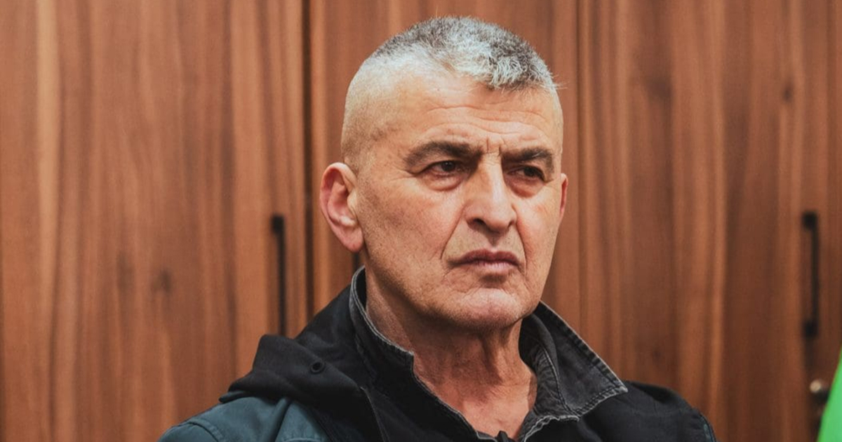 Odgođeno suđenje psihijatru koji je držao 67 pasa i dva vuka. Pozlilo mu je