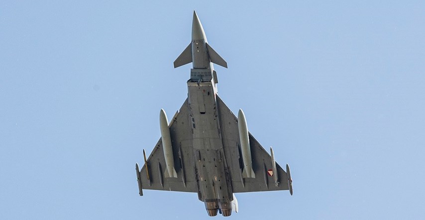 Britanci podigli Typhoone zbog ruskog vojnog aviona