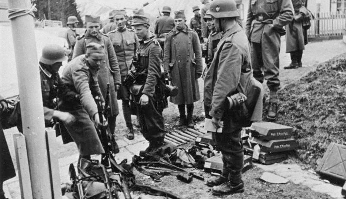 Kako je bijesni Hitler u par dana pregazio Jugoslaviju