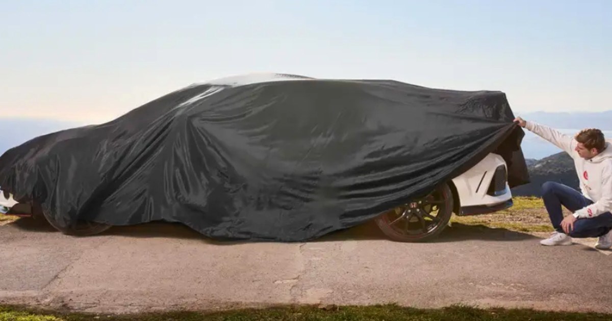 VIDEO Max Verstappen prodaje svoj automobil