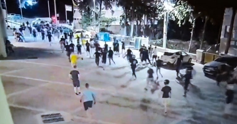 Pojavila se nova snimka tuče BBB-a i AEK-ovaca