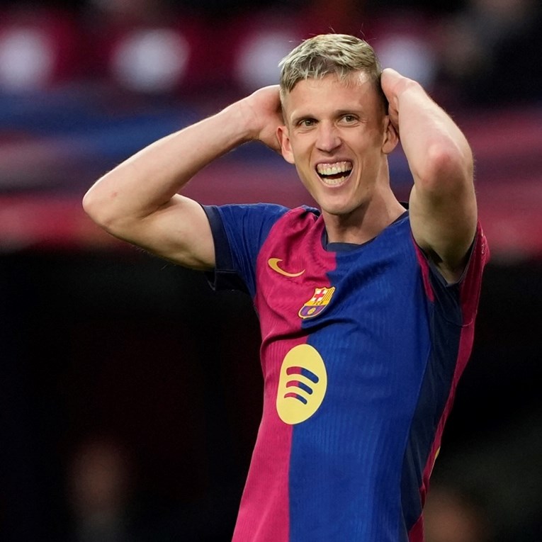 Barcelona potvrdila koliko će Olmo pauzirati zbog nove ozljede