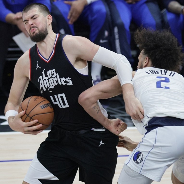 Nova odlična utakmica Ivice Zupca. Izjednačio se s Jokićem u važnoj kategoriji