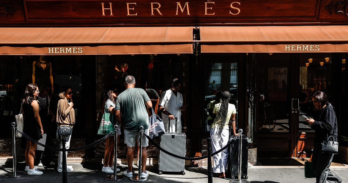 Hermès više ne prodaje kao prije, bogati kupci počeli stezati remen