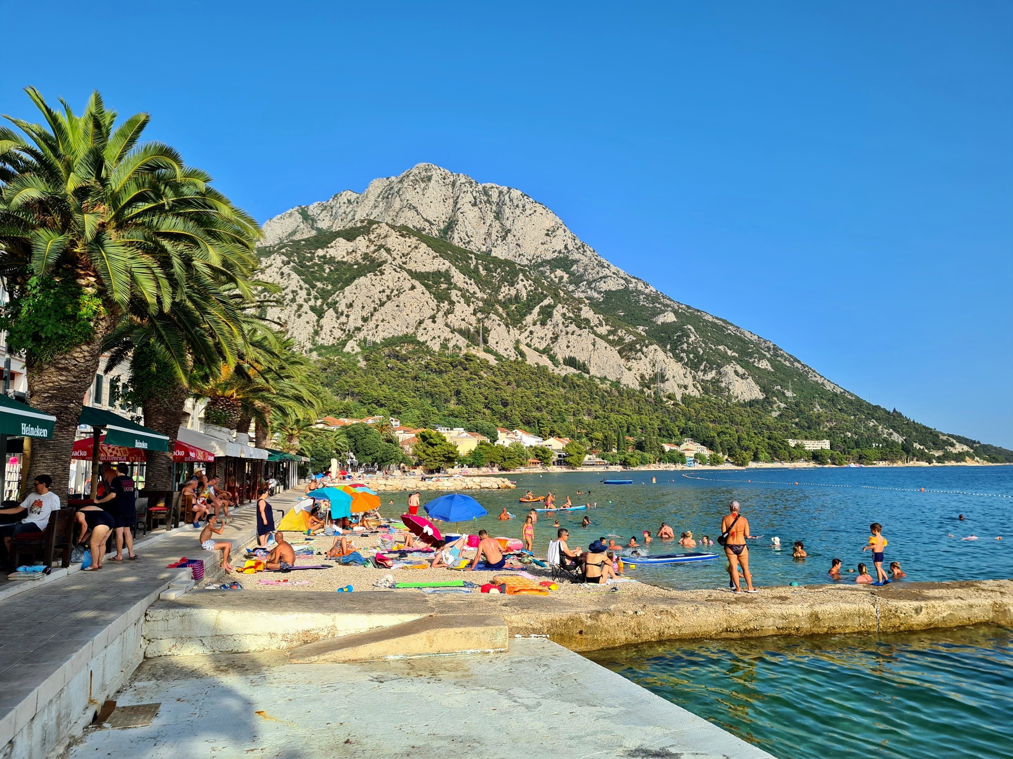 Sutkinja uhićena i vezana lisicama zbog sukoba na plaži. Udruga sudaca traži istragu