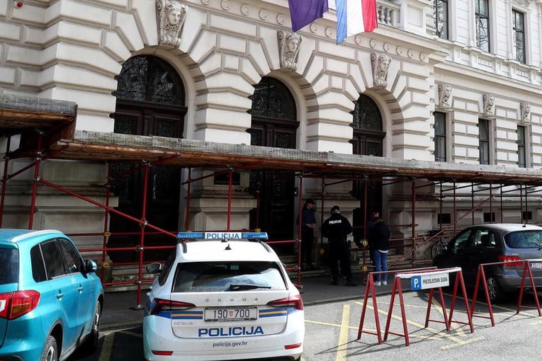 Policija pregledala Županijski sud u Zagrebu, dojava o bombi bila je lažna