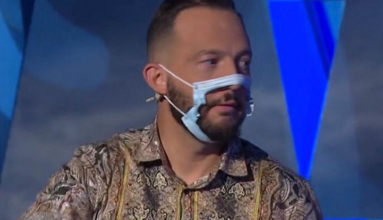 Slovenski reper naljutio i premijera Janšu, ovako se pojavio na javnoj televiziji