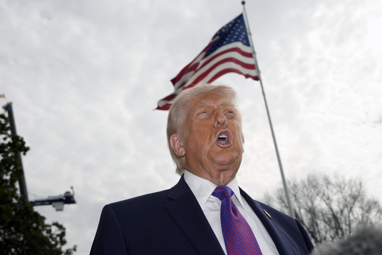 Izvori: Trump želi zauzeti Harg