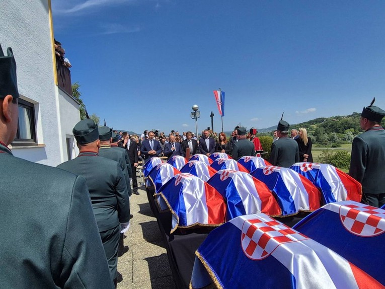 U Novom Marofu pokopani ostaci 36 žrtava. Medved: To govori o naravi komunizma