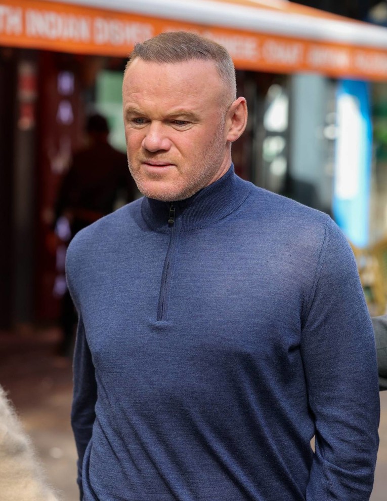 Wayne Rooney (40) nakon dvije transplantacije osigurao svoju kosu