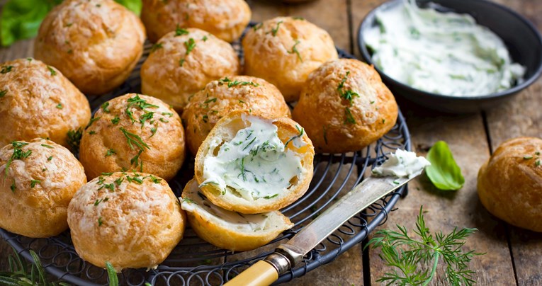 Gougeres: Napravite slane uštipke na francuski način, ekipa će ih obožavati
